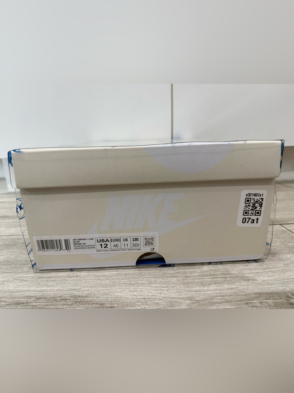 Fragment Travis Scott Jordan 1 Retro Low DM7866-104 Sail Black Military Blue 12 - Picture 13 of 13